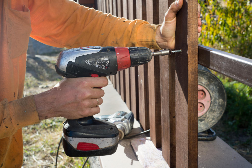 Choosing and Installing a Commercial Fence in Jacksonville, FL
