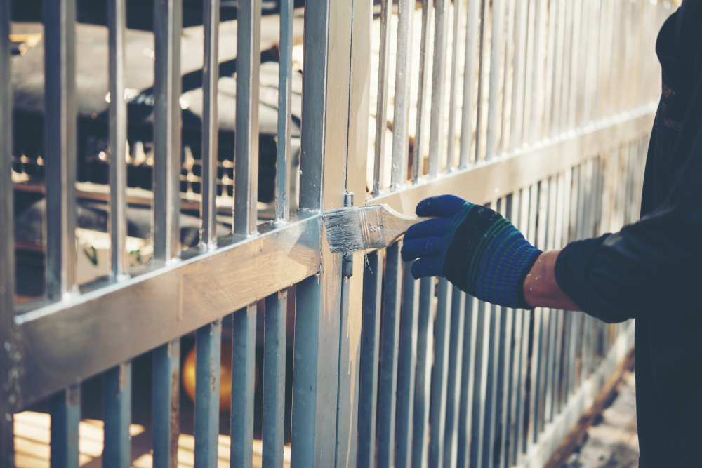 The Benefits of Painting or Staining Your Fence