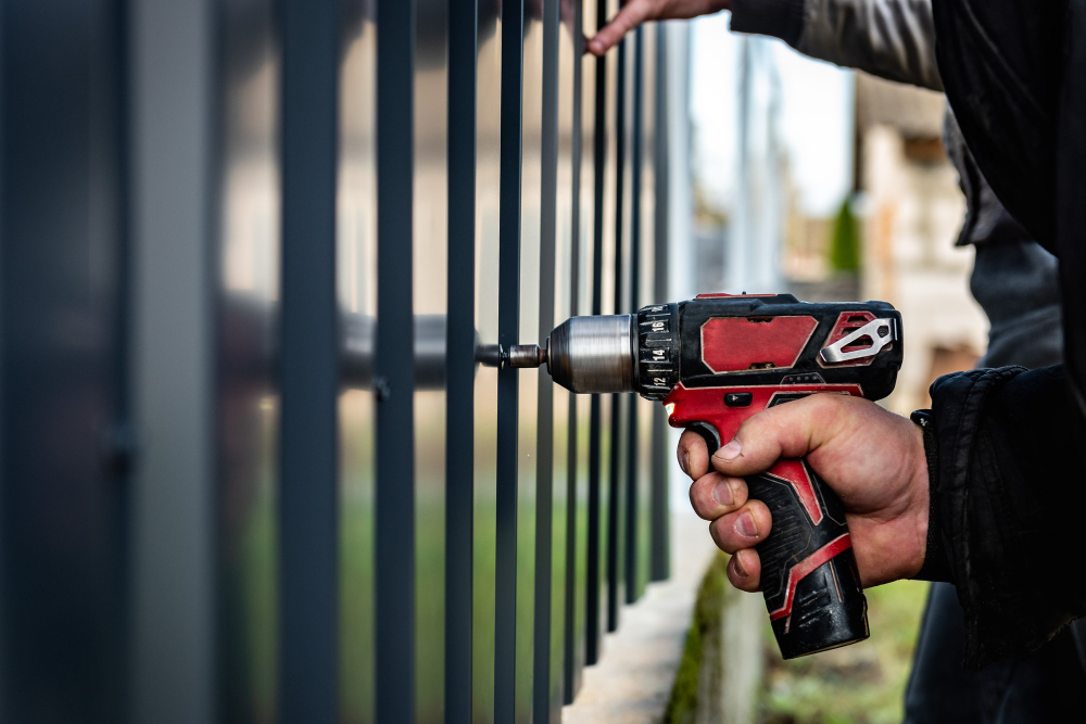 Understanding Florida Fence Laws & Regulations