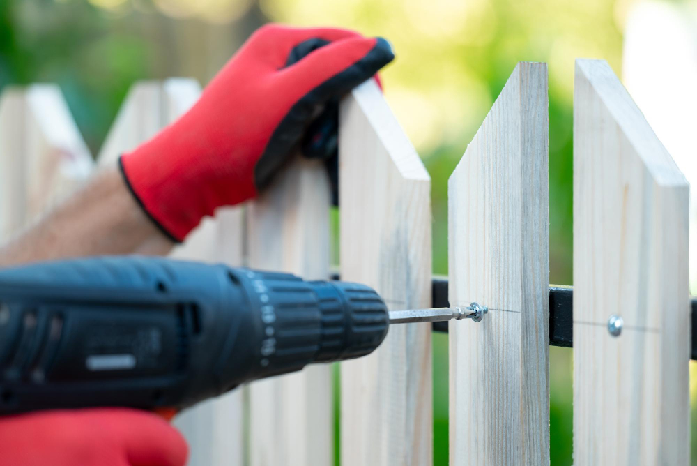 Factors Affecting Fence Repair Cost